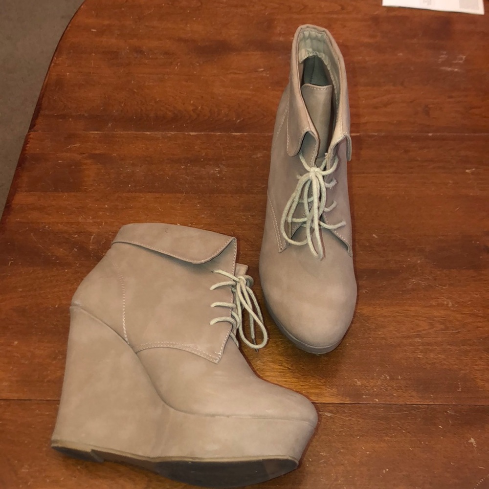 Tan platform wedges